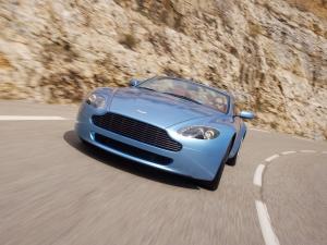 Aston Martin V8 Vantage Roadster 2006 года 
